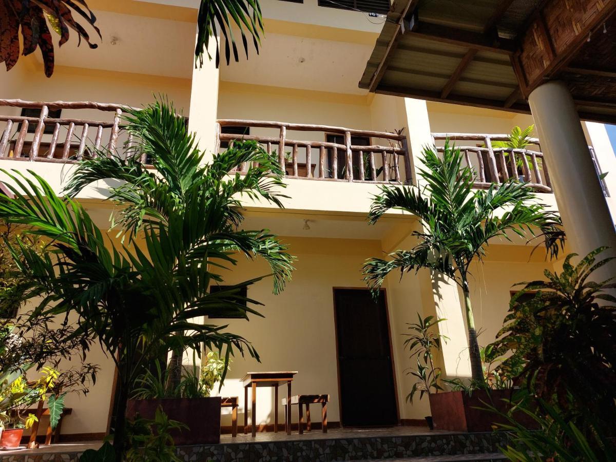 TLShaw Homestay General Luna  Luaran gambar