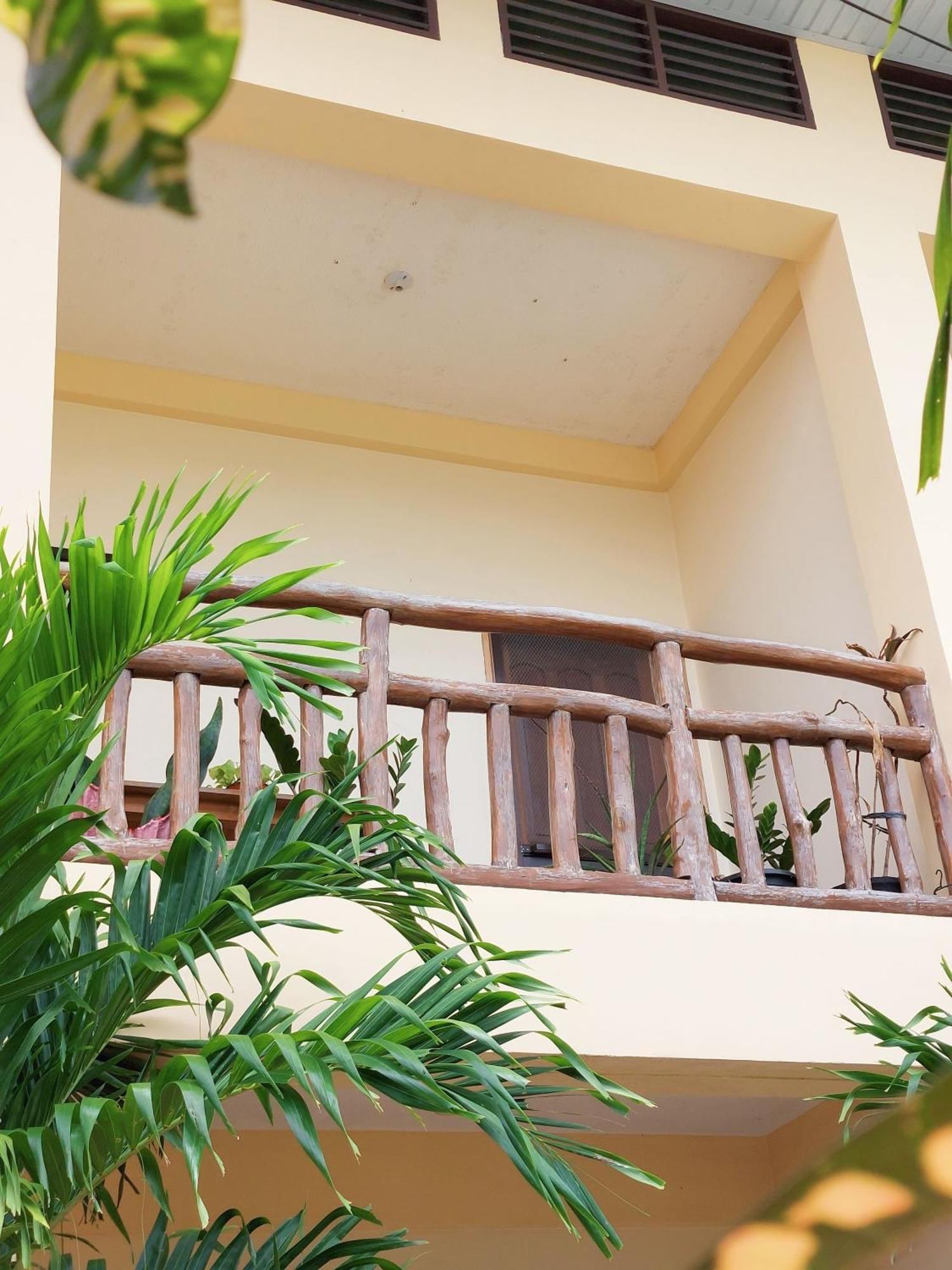 TLShaw Homestay General Luna  Bilik gambar