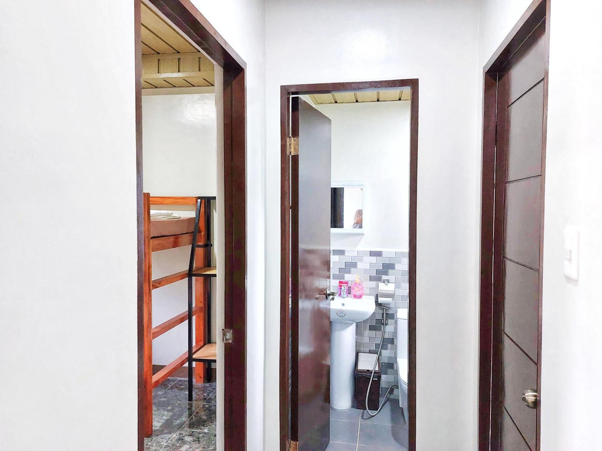 TLShaw Homestay General Luna  Bilik gambar