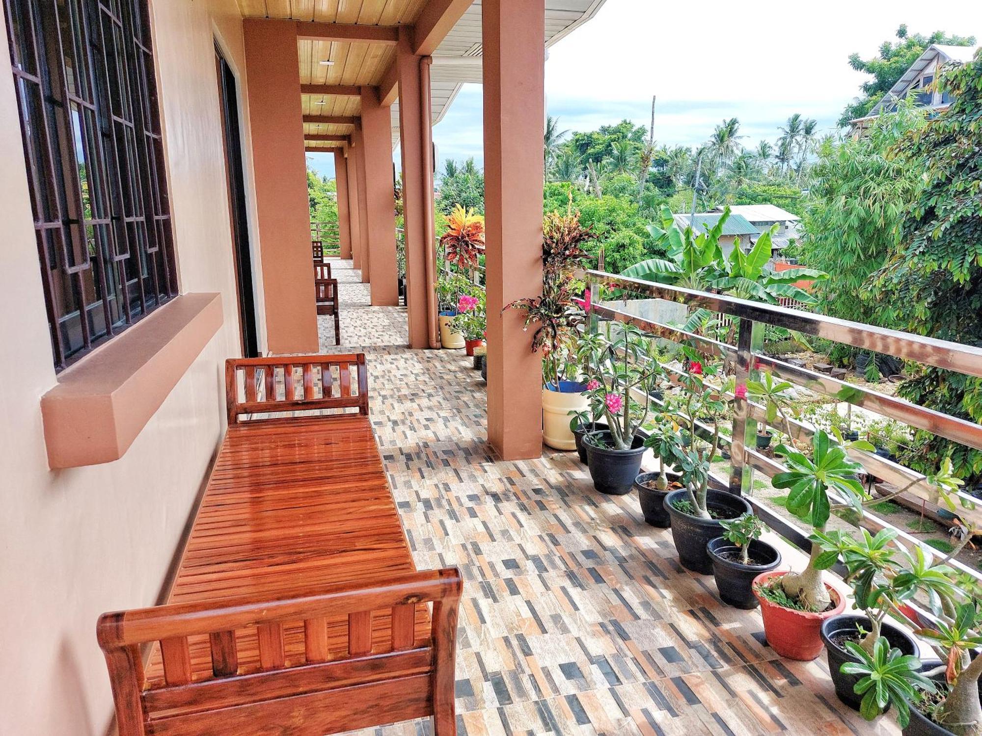TLShaw Homestay General Luna  Bilik gambar