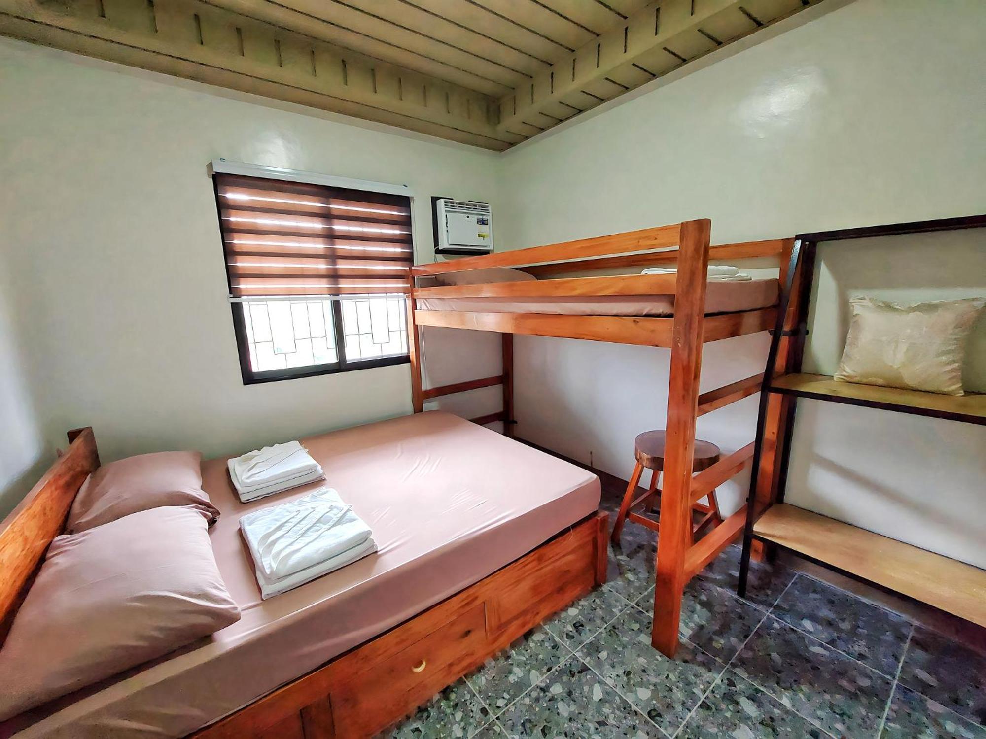 TLShaw Homestay General Luna  Bilik gambar